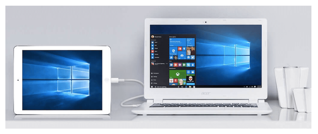Mac y iPad conectados por cable para compartir pantalla con XDisplay